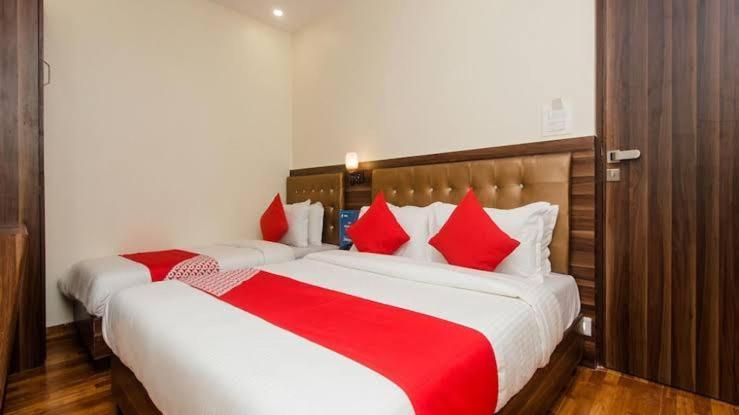 Hotel Amfahh Мумбаї Екстер'єр фото