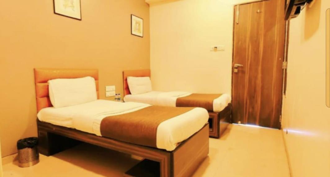 Hotel Amfahh Мумбаї Екстер'єр фото